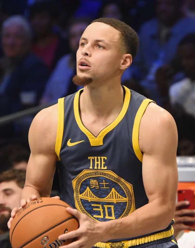 年交手让他 年交手让他